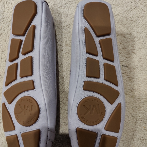 Michael Kors - Picture 2 of 6